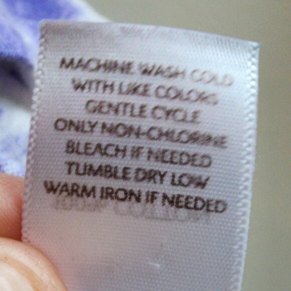 J. Jill Pintucked Batik-Print Tank Top Size Petite Large - Picture 9 of 13